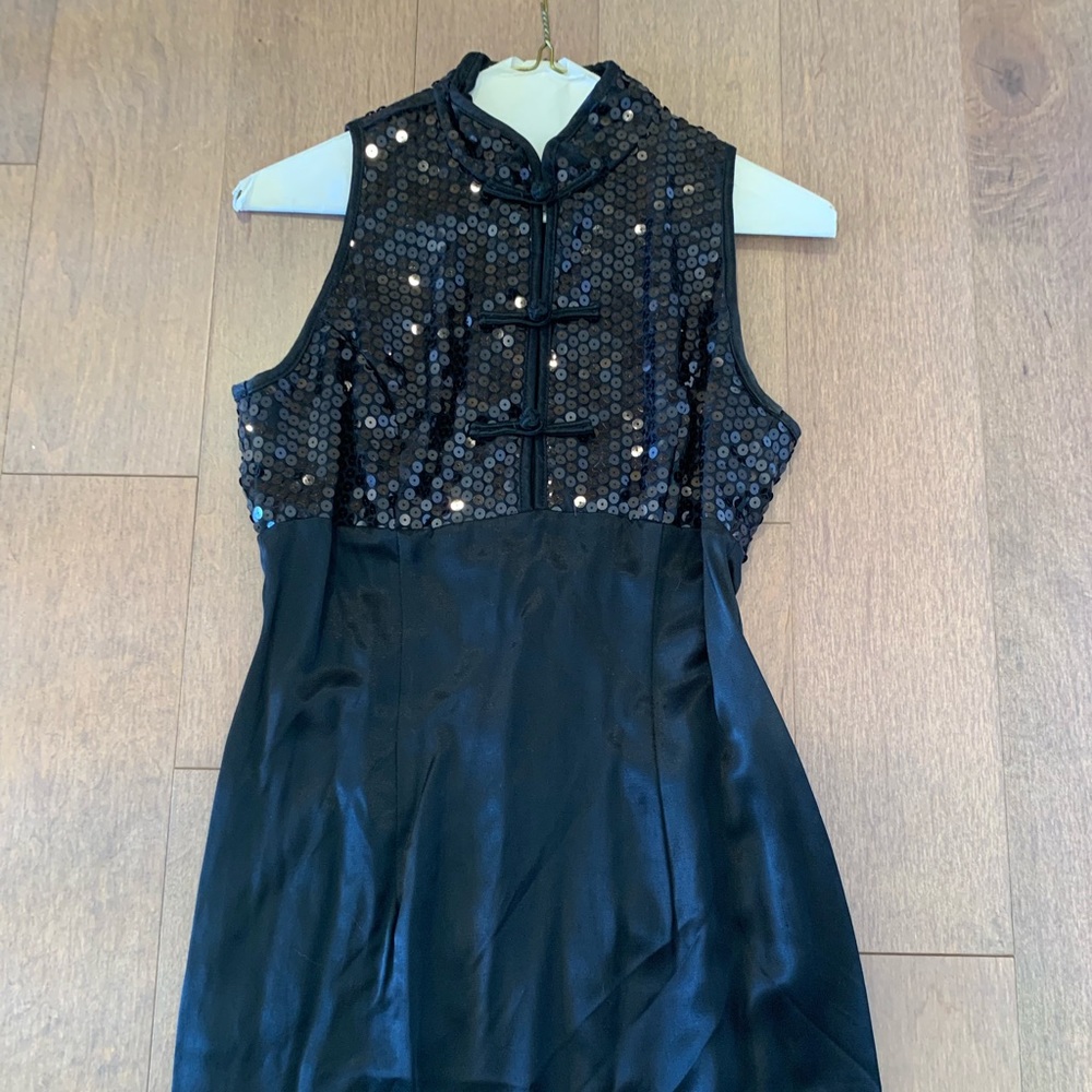 Short black dress